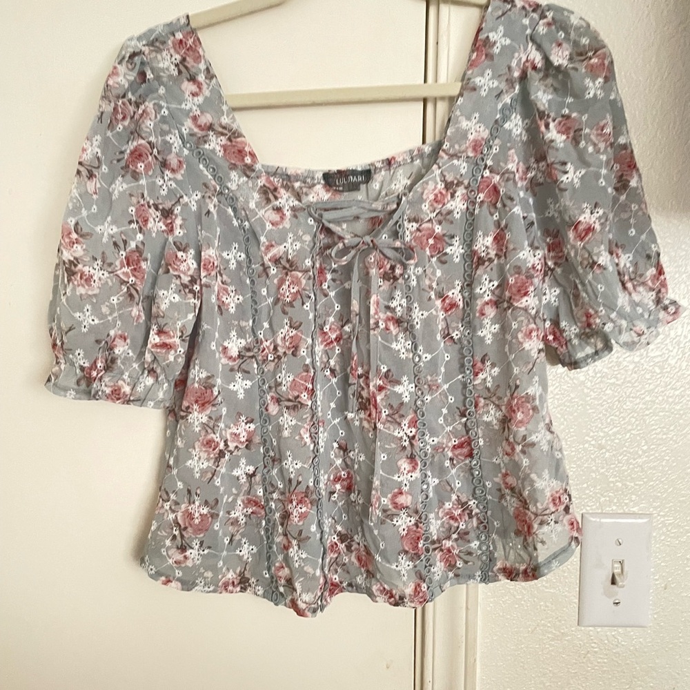 Floral Gray and green Top by Wild Fable for woman or girl ,good condition .